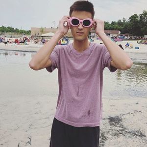 Meet your Posher, Joey